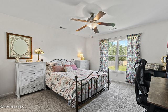 105 Kodiak Court, Jacksonville, NC 28540