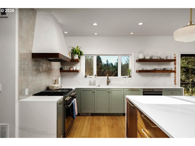 1430 Sw HIGHLAND Rd, Portland, OR 97221