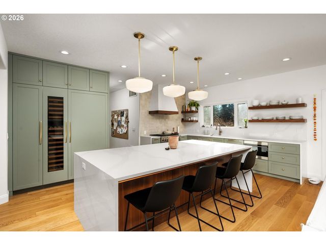 1430 Sw HIGHLAND Rd, Portland, OR 97221