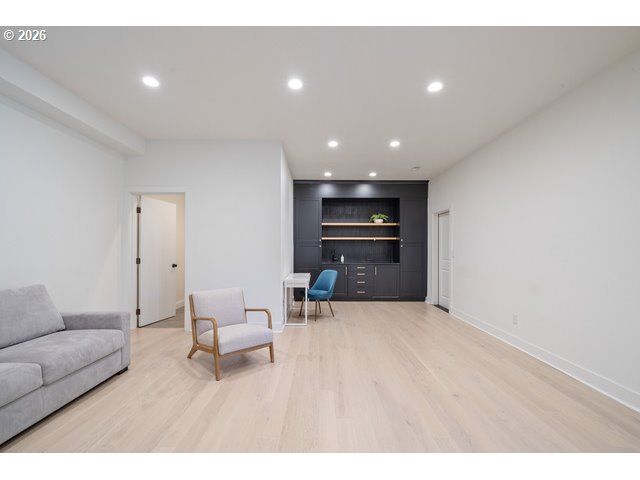 1430 Sw HIGHLAND Rd, Portland, OR 97221