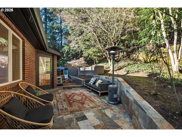 1430 Sw HIGHLAND Rd, Portland, OR 97221