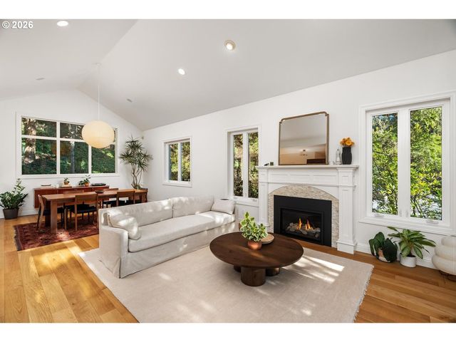 1430 Sw HIGHLAND Rd, Portland, OR 97221