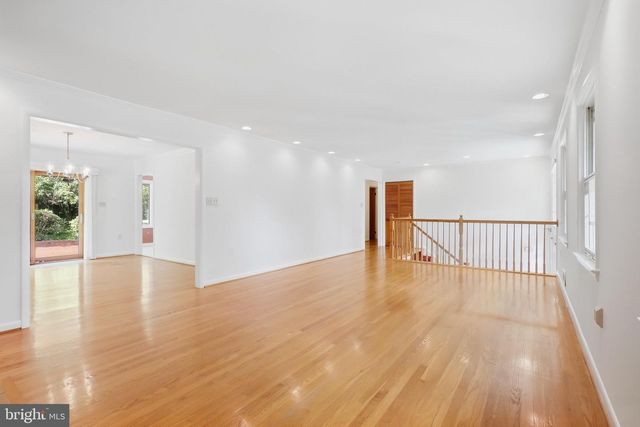 4001 PINE BROOK RD, Alexandria, VA 22310
