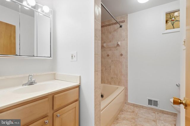 4001 PINE BROOK RD, Alexandria, VA 22310