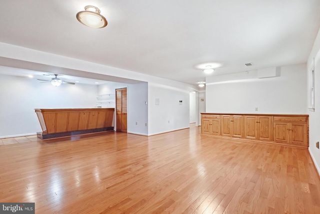 4001 PINE BROOK RD, Alexandria, VA 22310