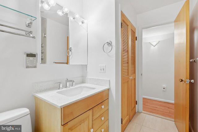 4001 PINE BROOK RD, Alexandria, VA 22310