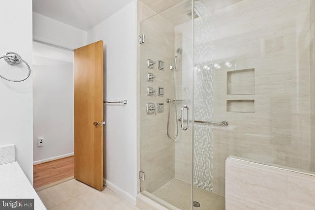 4001 PINE BROOK RD, Alexandria, VA 22310