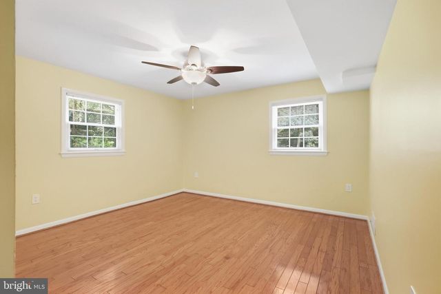 4001 PINE BROOK RD, Alexandria, VA 22310