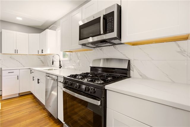 18 Harding Avenue, Cranston, RI 02905