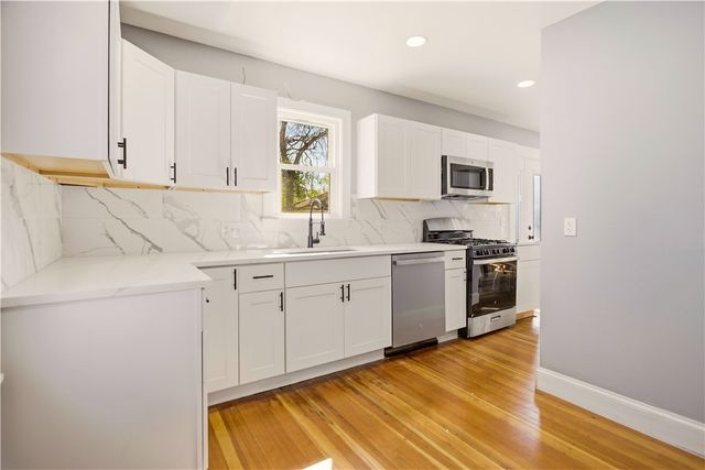 18 Harding Avenue, Cranston, RI 02905