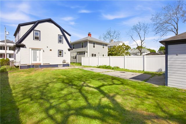 18 Harding Avenue, Cranston, RI 02905