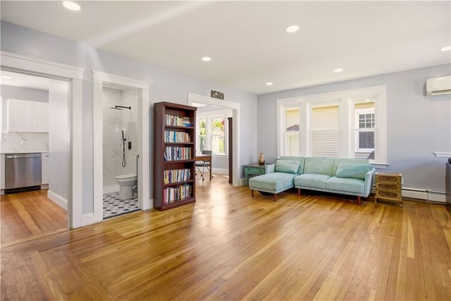 18 Harding Avenue, Cranston, RI 02905