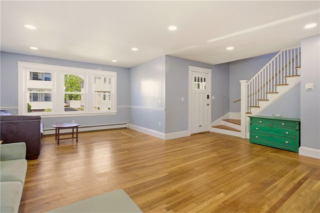 18 Harding Avenue, Cranston, RI 02905