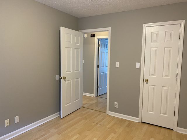 3431 Sandpiper Dr, Clarksville, TN 37042