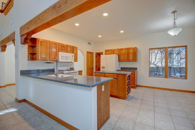 13015 Sandia Point Road NE, Albuquerque, NM 87111