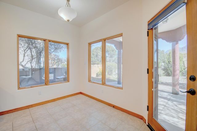13015 Sandia Point Road NE, Albuquerque, NM 87111