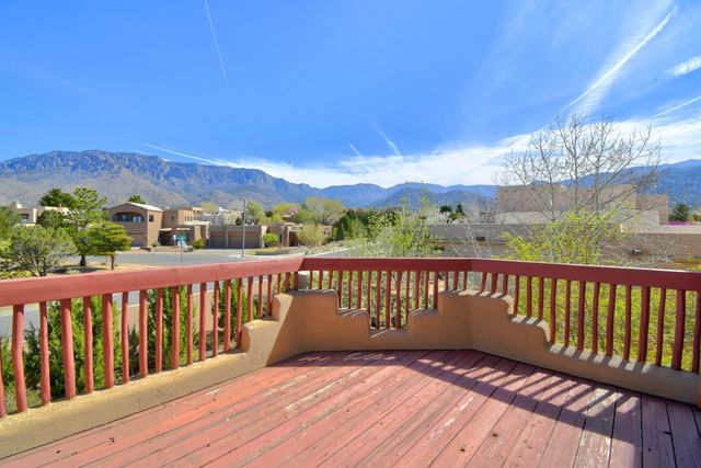 13015 Sandia Point Road NE, Albuquerque, NM 87111