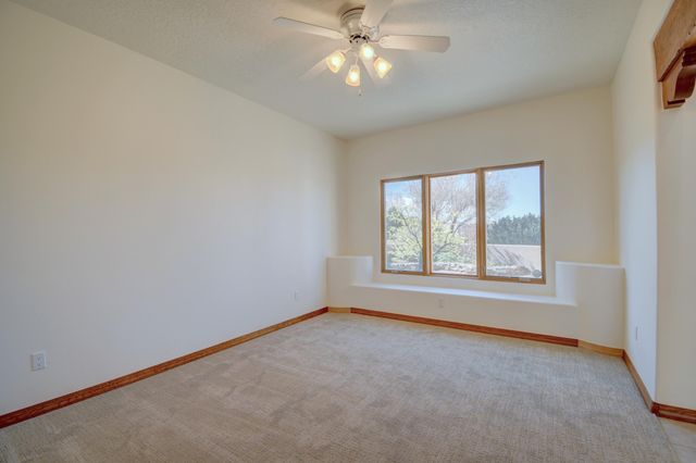 13015 Sandia Point Road NE, Albuquerque, NM 87111