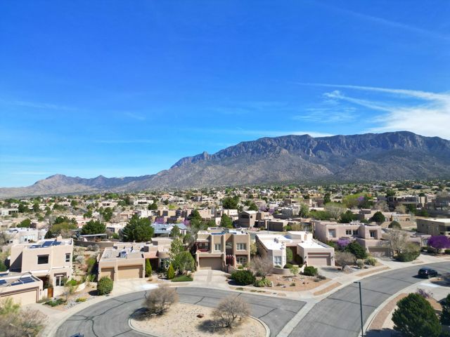 13015 Sandia Point Road NE, Albuquerque, NM 87111