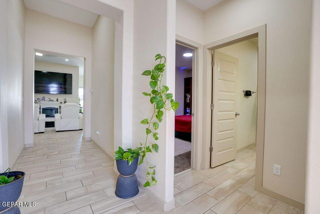 228 EMERALD STONE Lane, Horizon City, TX 79928