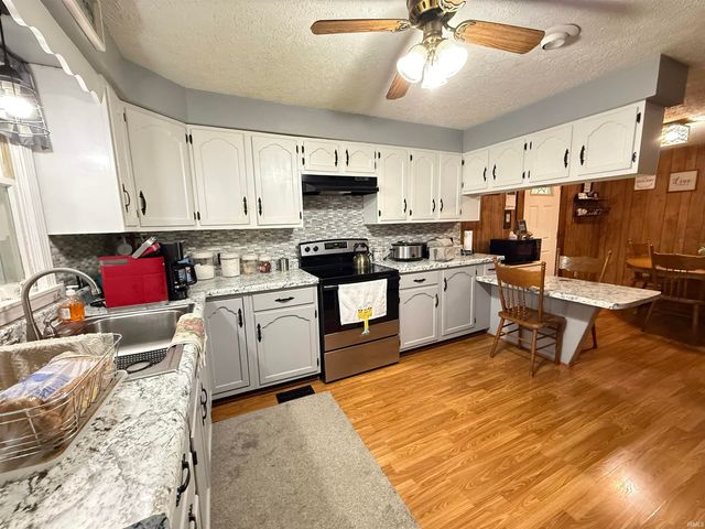 4187 S Co. rd 300 E., Winslow, IN 47598