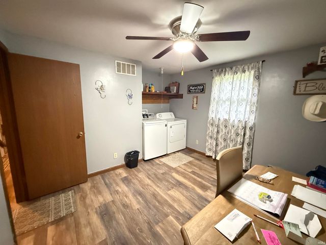 4187 S Co. rd 300 E., Winslow, IN 47598