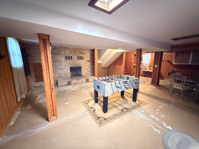 4187 S Co. rd 300 E., Winslow, IN 47598
