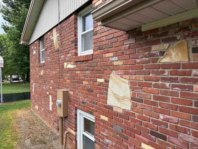4187 S Co. rd 300 E., Winslow, IN 47598