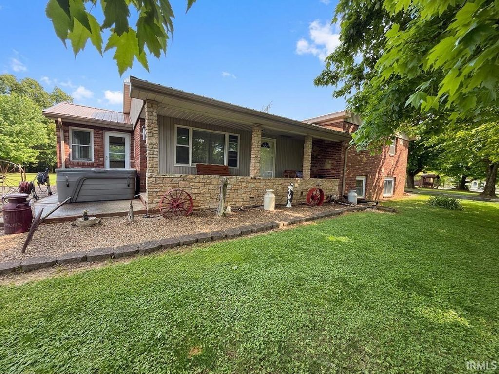4187 S Co. rd 300 E., Winslow, IN 47598