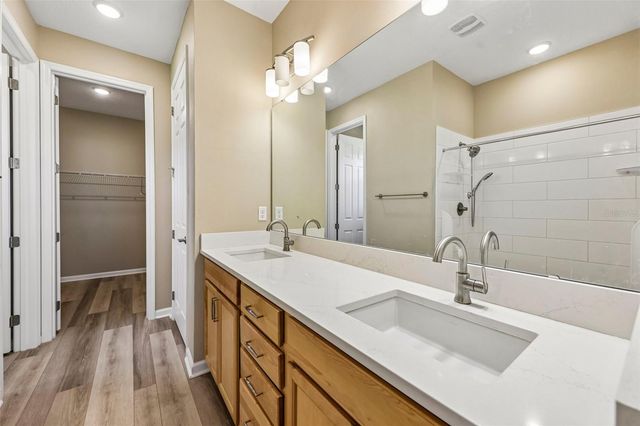 31719 BROADWATER AVENUE, Leesburg, FL 34748