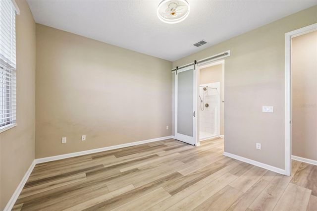 31719 BROADWATER AVENUE, Leesburg, FL 34748