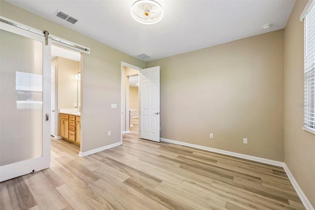 31719 BROADWATER AVENUE, Leesburg, FL 34748