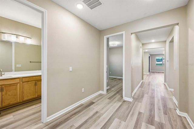 31719 BROADWATER AVENUE, Leesburg, FL 34748