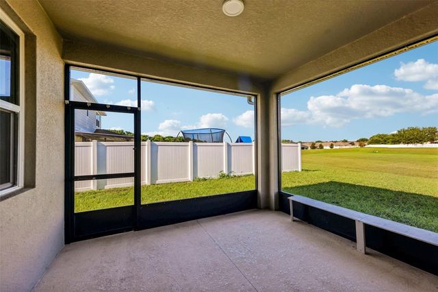 31719 BROADWATER AVENUE, Leesburg, FL 34748