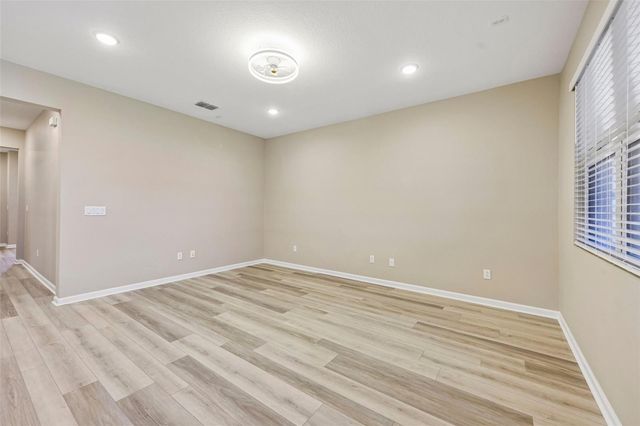 31719 BROADWATER AVENUE, Leesburg, FL 34748
