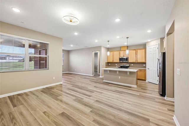 31719 BROADWATER AVENUE, Leesburg, FL 34748