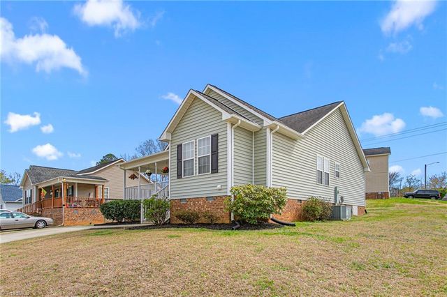 609 Danieley Way, Elon, NC 27244