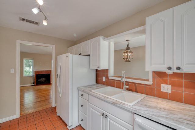 1404 Juliet ST, Austin, TX 78704