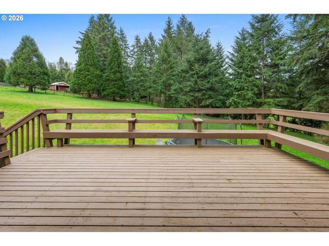 60094 ROBINETTE Rd, St Helens, OR 97051