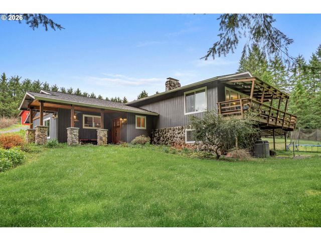 60094 ROBINETTE Rd, St Helens, OR 97051