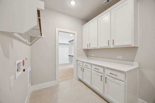 101 Paradise Cove, Waxahachie, TX 75165