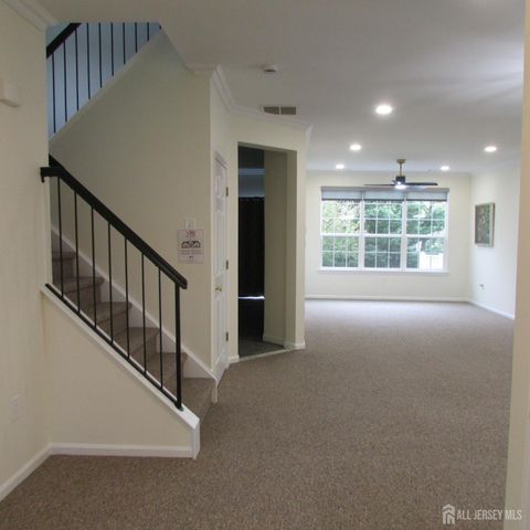 29 Tall Oaks Court, Parlin, NJ 08859