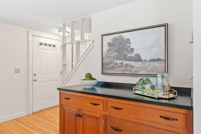 33 Birch Hill Rd, Ashland, MA 01721