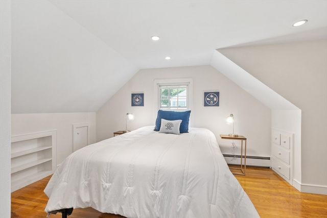 33 Birch Hill Rd, Ashland, MA 01721