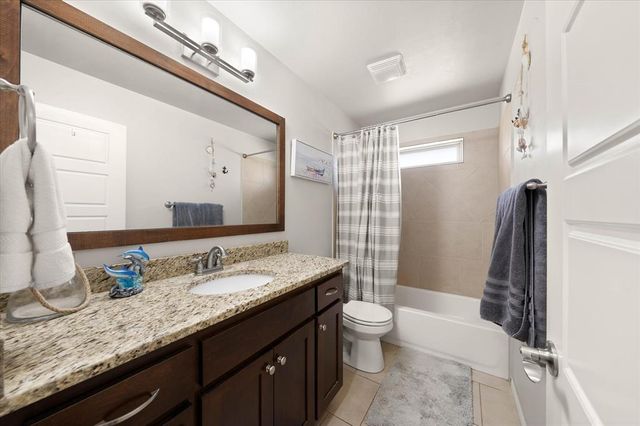 108 Oakridge Drive, Choctaw, OK 73020