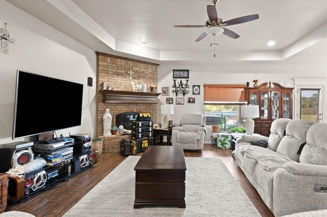 108 Oakridge Drive, Choctaw, OK 73020