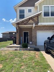 742 SW 14th Street, Moore, OK 73160