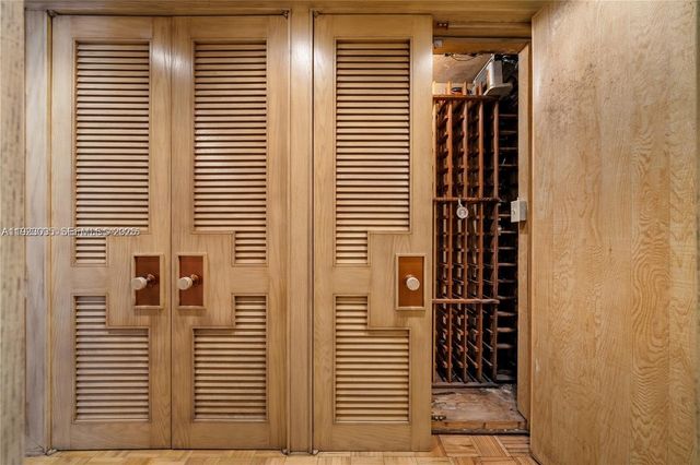 11111 Biscayne Blvd 227, Miami, FL 33181