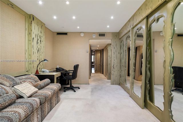 11111 Biscayne Blvd 227, Miami, FL 33181