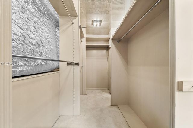 11111 Biscayne Blvd 227, Miami, FL 33181